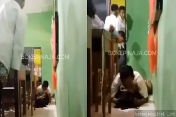 Ngewe Liar di Kelas Kosong Viral Bikin Ngaceng Gila poster